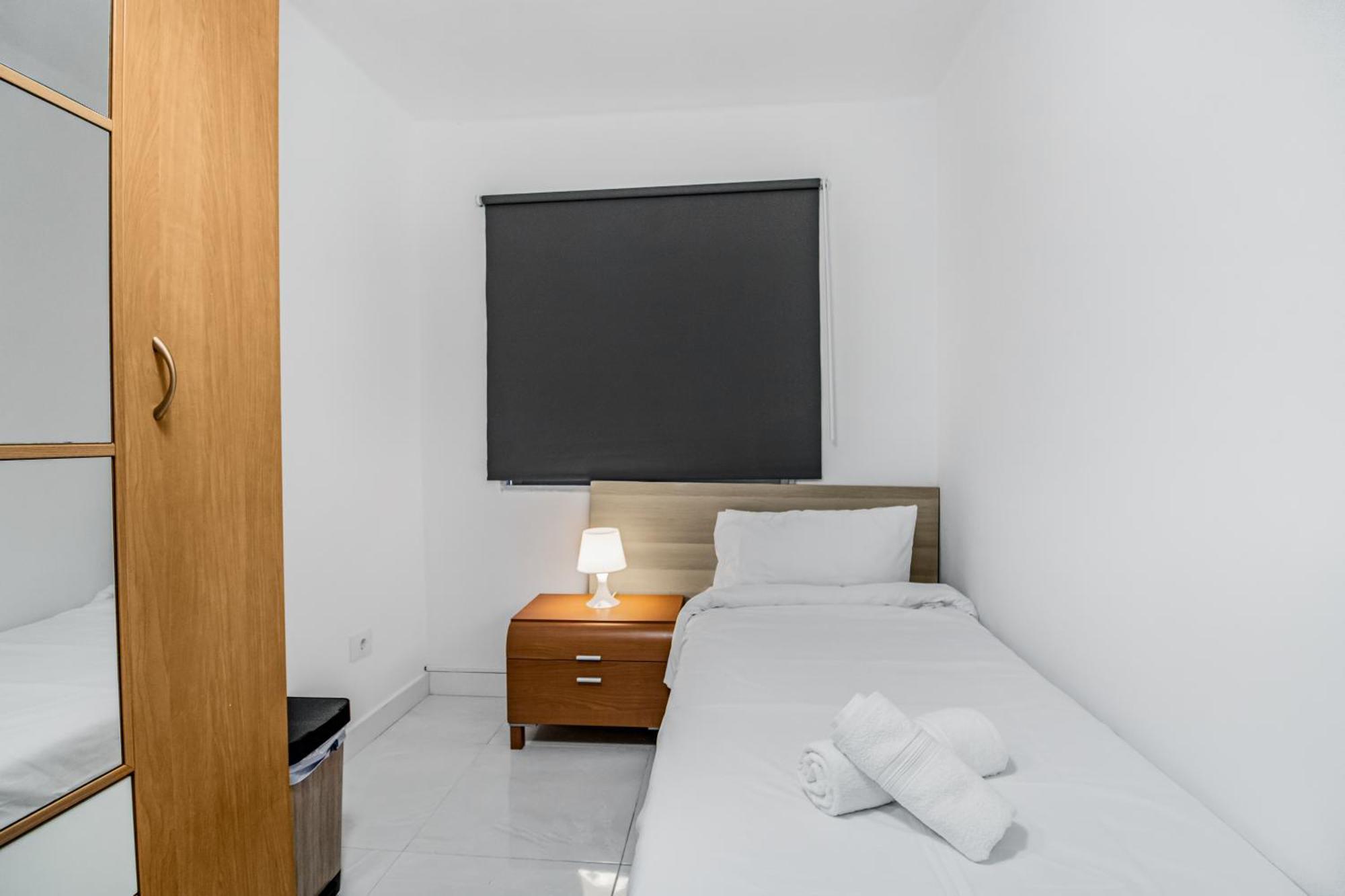 Las Palmas Comfort Rooms Exterior photo